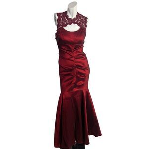 Xscape Sleeveless Stretch Truffeta Dress Lace Red Mermaid Gown Goth Alt Size 8